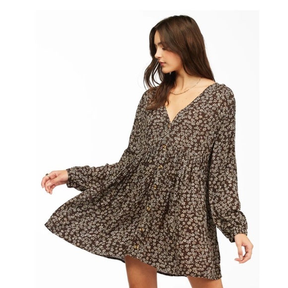 Billabong "On the Way" babydoll dress in off black, size M, crinkle, flowy - Picture 12 of 13